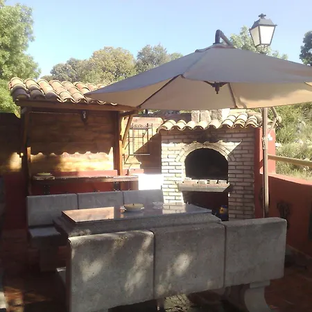 El Fresno Holiday home Burgohondo